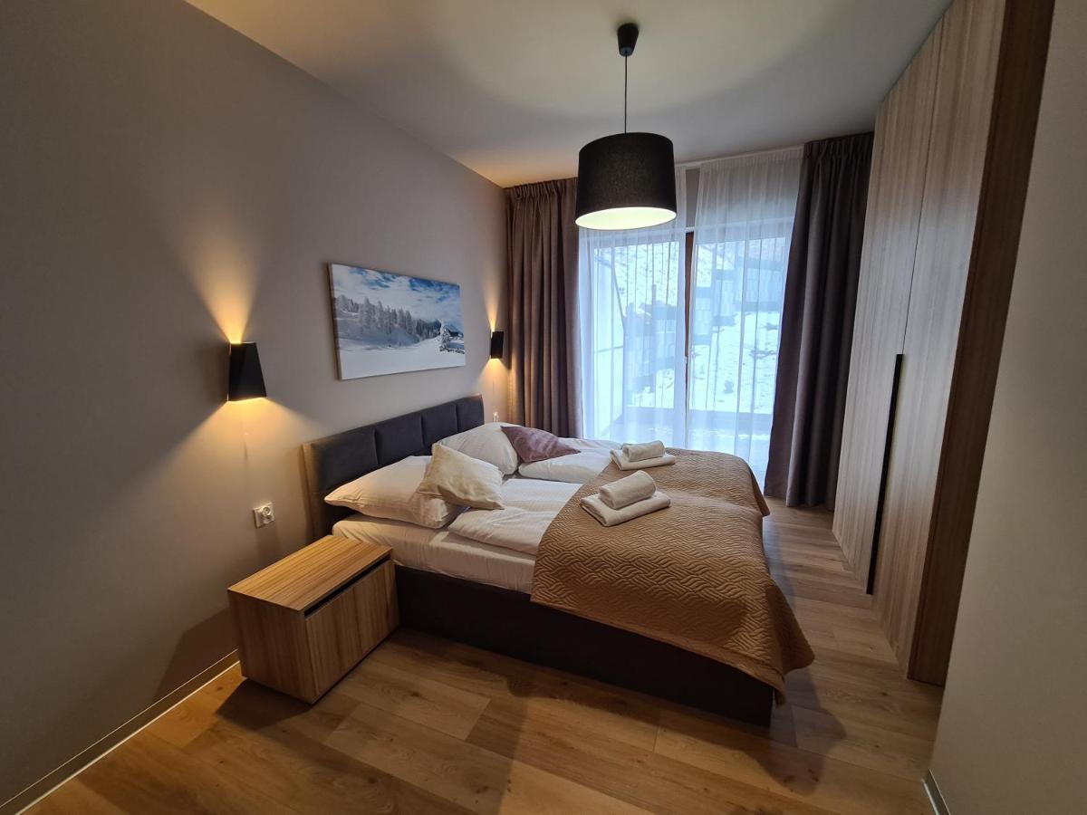 Apartament D2 Karpatia - 5D Apartamenty カルパッチ エクステリア 写真