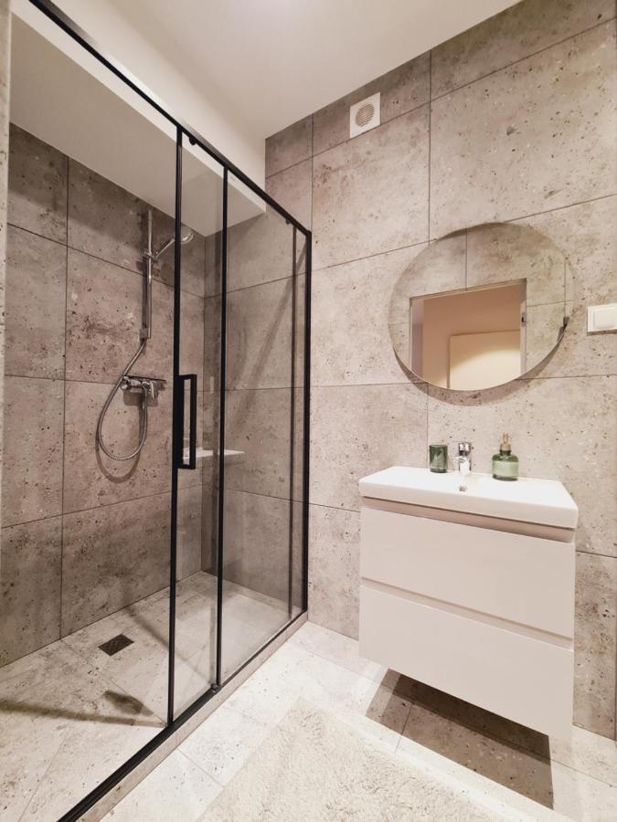 Apartament D2 Karpatia - 5D Apartamenty カルパッチ エクステリア 写真